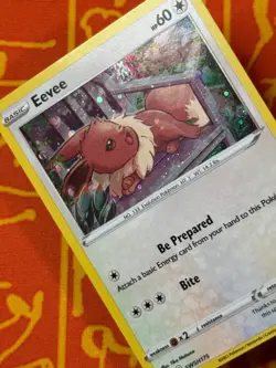 POKEMON TCG EEVEE SWSH175 HOLO BLACK STAR PROMO EXCELLENT - Image 3