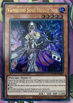 YUGIOH VANQUISH SOUL HOLLIE SUE ULTRA RARE 1ST NM DUAD-EN022 - Image 1