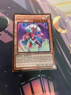 YUGIOH - SANTA CLAWS - GOLD SECRET RARE - PGL2 - UNLIMITED - NM - Image 1