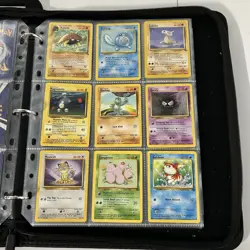 Vintage Pokemon Collection Lot Binder Venusaur + Moltres Holos 1999 Old Binder - Image 3