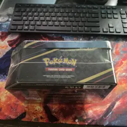 Pokemon TCG: Crown Zenith Tin 1 Box - Galarian Articuno (210-85194) - Image 2