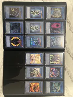 Yugioh Collection Binder - Holos/Rares/Commons - over 200 cards - Image 2