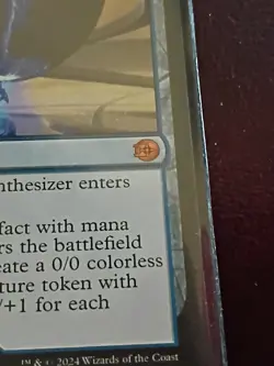 1 X FOIL Simulacrum Synthesizer 0006 MTG Outlaws of Thunder Junction NM English - Image 4