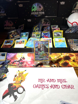 Mightyena - TG09/TG30 Holo Rare Astral Radiance Pokemon TCG Near Mint - Image 1