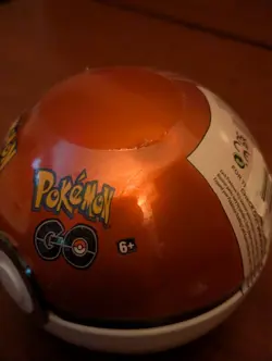 Pokemon GO Poke Ball Tin *Pokeball Dented* - Image 3