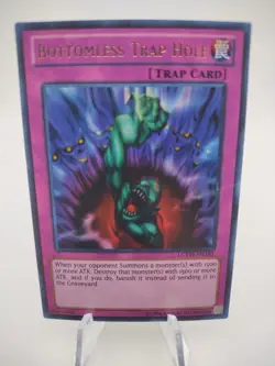 Bottomless Trap Hole LCYW-EN181 Legendary Collection 3: Yugi's World Unlimited - Image 1