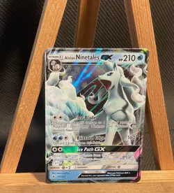 Pokemon TCG - Alolan Ninetales GX 22/145 Guardians Rising NM - Image 1