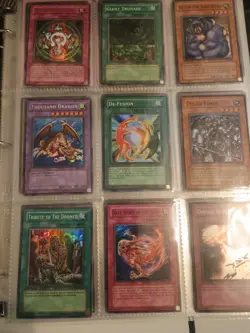 Yu-Gi-Oh! Vintage Card Collection Binder 360+ Cards Original & Authentic - Image 4