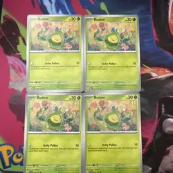 4x Budew 004/131 x4 - Prismatic Evolutions - Pokemon TCG - Common - Playset - Image 1
