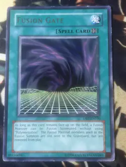 Yugioh: Fusion Gate - DB2-EN030 - Rare - Unlimited - MP - Image 1