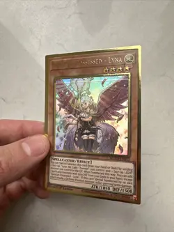 Yugioh Familiar Possessed Lyna MISPRINT- MGED-EN013 - 1st ED - NM - GLOSS SHIFT - Image 2