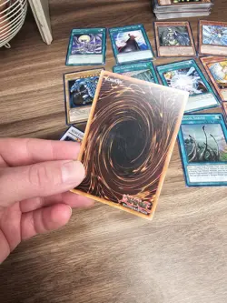 Yu-Gi-Oh Mixed Bundle Vintage 1996, 80 Cards - Image 4