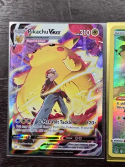 Pokemon Cards Lot (Trainger Gallery TG05/30 TG17/30 Pikachu & Pikachu Vmax Red) - Image 2