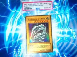 Yugioh - Blue-Eyes White Dragon SDK-G001 Ultra Rare PSA 1 💎- - Image 1