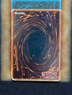 Yugioh Dragon Master Knight UE02-EN001 Ultra Rare Limited Edition DAMAGED - Image 4