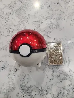 Burger King Gold-Plated Pokemon Card Charizard #006 with Pokeball 1999 Vintage - Image 1
