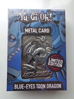 Yu-Gi-Oh ! Limited Edition BLUE EYES TOON DRAGON Metal Card NEW AND SEALED - Image 1