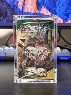 Pokemon TCG Sword & Shield Evolving Skies Booster Box Sealed With Acrylic Case - Image 3