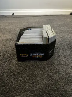 Pokemon Card bulk- 750 2017 cards- Near mint condition. - Image 3