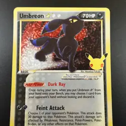 Umbreon Gold Star 17/17 Pokemon Celebrations Holo Card - Image 2
