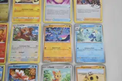 Pokemon Trading Card Lot of 100 "20 Holos" Various Sets (J4608G) - Image 4