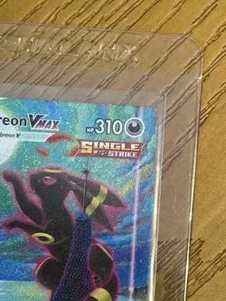 Pokemon TCG Umbreon VMAX Evolving Skies Alt Art Moonbreon NM 215/203 - Image 3
