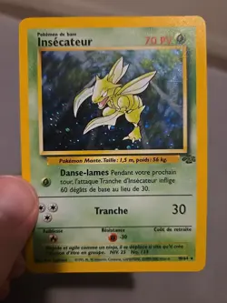 Pokemon TCG Scyther Jungle French Holo Unlimited with Swirl LP 1999 - Image 1