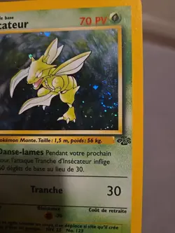 Pokemon TCG Scyther Jungle French Holo Unlimited with Swirl LP 1999 - Image 2