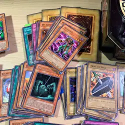 DEFECTIVE Vintage YuGiOh Card Lot 250 Cards Duelist ID Holos Early Era B G3D - Image 4