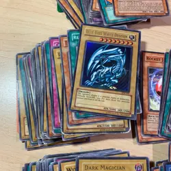 DEFECTIVE Vintage YuGiOh Card Lot 250 Cards Duelist ID Holos Early Era B G3D - Image 5
