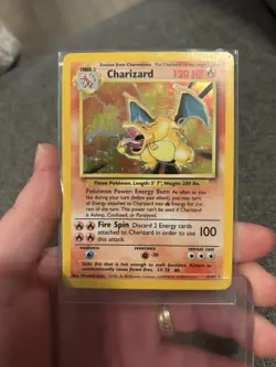 Charizard 4/102 Base Set Holo Rare 120 HP Pokemon TCG Card Wizards of the Coast - Image 1
