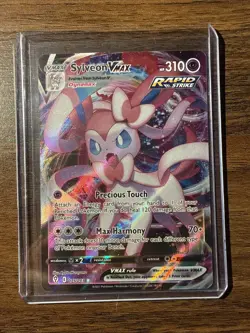 Pokemon TCG Sylveon VMAX Full Art Ultra Rare Holo Card 075/203 Evolving Skies - Image 1