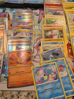 Lot Of 572 Pokemon Cards Holo, Reverse Holo, Bulk - Image 4