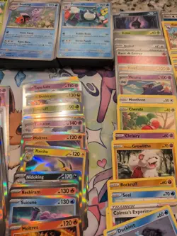 Lot Of 572 Pokemon Cards Holo, Reverse Holo, Bulk - Image 5