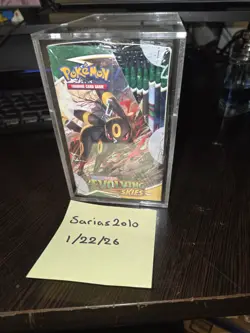 Pokemon TCG Sword & Shield Evolving Skies Booster Box w/ Acrylic case - Image 4