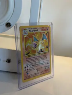 Pokemon TCG Charizard Base Set Holo Unlimited Rare - Image 2