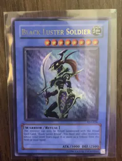 Black Luster Soldier Holo Foil SYE-024 Starter Deck: Yugi Evolution Unlimited - Image 1