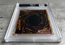 Yugioh Card Magician of Black Chaos SR PSA 8, Premium Pack PP01-EN001, 2007 (1) - Image 4