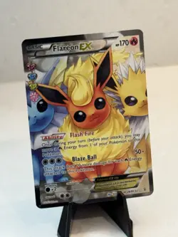 Pokemon Flareon EX RC28/RC32 Holo Generations Radiant Collection LP - Image 2
