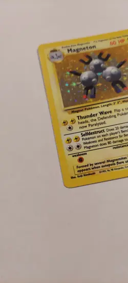Pokemon TCG Magneton Base Set 1999 Holo Unlimited Rare Card 9/102 HP - Image 4