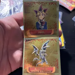 2002 Topps Yugioh Blue Eyes White Dragon #5 Yugi #7 GOLD Sticker Collection - Image 1