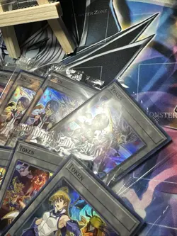 Yugioh Token: TKN5-EN022, 27, 28, 29, 30 Dark Magician Girl, 11 Total. - Image 5