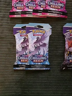 11x Pokemon TCG Sword & Shield Chilling Reign Sleeved Booster Pack 10 Cards New - Image 4