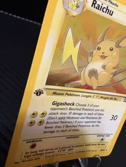 Pokemon Raichu Holo 1st Edition Fossil 14/62 - MP - Vintage WOTC - Image 4