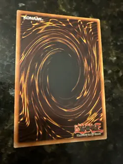 Yu-Gi-Oh Red Eyes Black Dragon BPT-005 Secret Rare Limited Edition 2002 Tin - Image 4