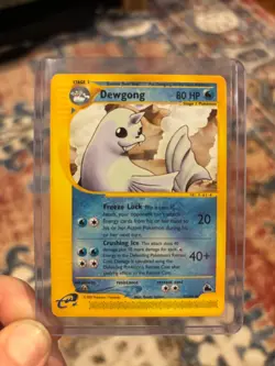 Dewgong 7/144 Skyridge Regular Vintage Pokemon Card - Image 1