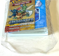 Pokemon TCG H&S Undaunted 3 Card Pack with Mini-Collector's Binder OOP Rare 2010 - Image 3