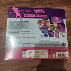 Pokemon TCG: Sword & Shield Fusion Strike Elite Trainer Box ETB New Sealed 820650809330 - Image 2