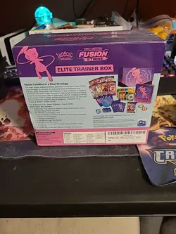 Pokemon TCG: Sword & Shield Fusion Strike Elite Trainer Box ETB - Image 3