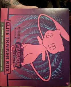 Nintendo Pokemon TCG: Sword & Shield Fusion Strike Elite Trainer Box 820650809330 - Image 1
